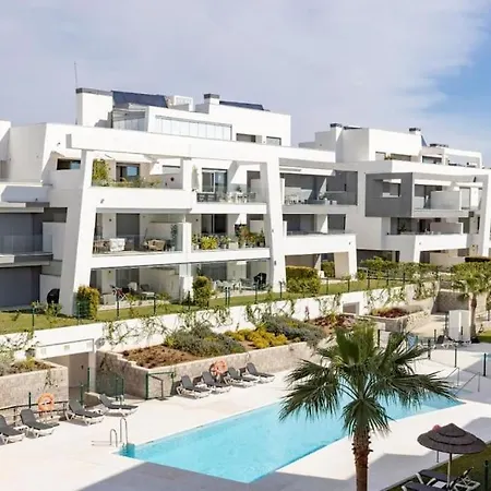 Luxurious South-facing 2 Bdr Penthouse Vanian Gardens With Seaview - Gaya Alegia I